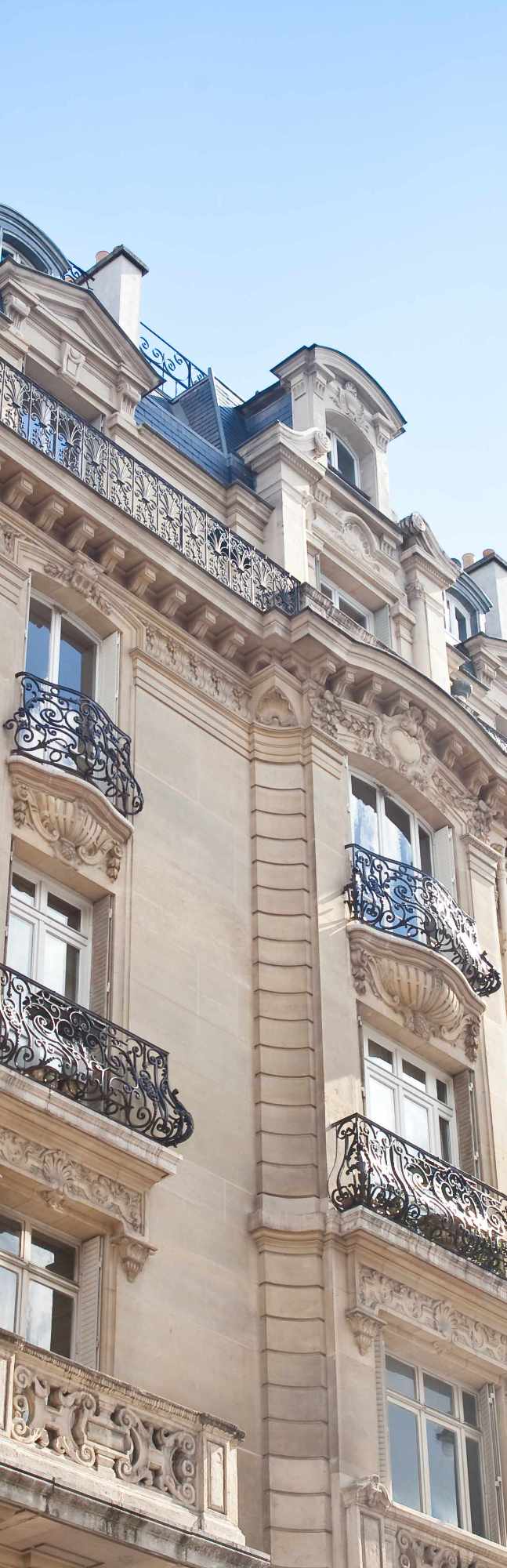 Haus – Altbau in Paris – Eckhaus